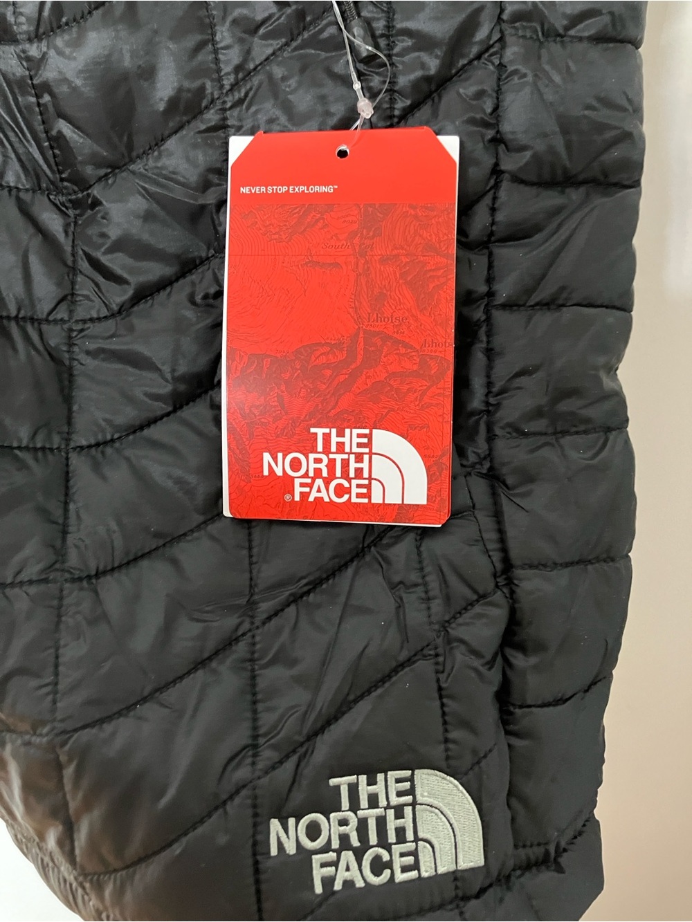The North Face Black Thermoball Trekker Quilted Men's Vest Jacket Company Logo - Picture 6 of 10